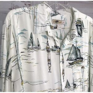 Joe Marlin Size L Aloha Shirt Soft 100% Rayon Hawaiian Nautical Print Sail Boats